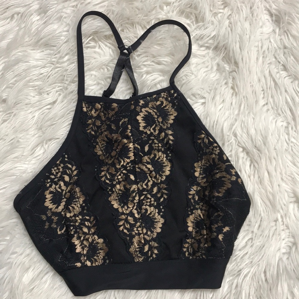 Soft laced bra